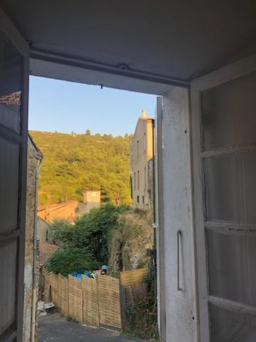 Chez Tatie Menie Bed & Breakfast Fraissé-des-Corbières Dış mekan fotoğraf