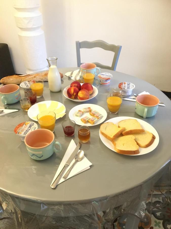 Chez Tatie Menie Bed & Breakfast Fraissé-des-Corbières Dış mekan fotoğraf